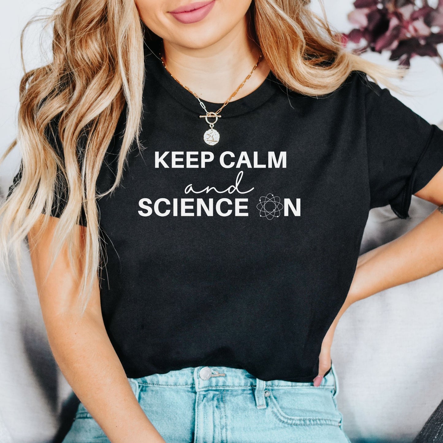 Keep Calm and Science ⚛N 👨‍🔬 Adult Graphic Tee